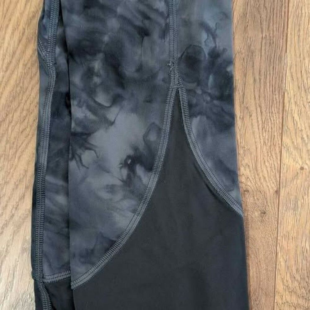 Lululemon Align High-Rise Crop 23" Leggings Size 2 Black Tie Dye Mesh - Picture 3 of 5